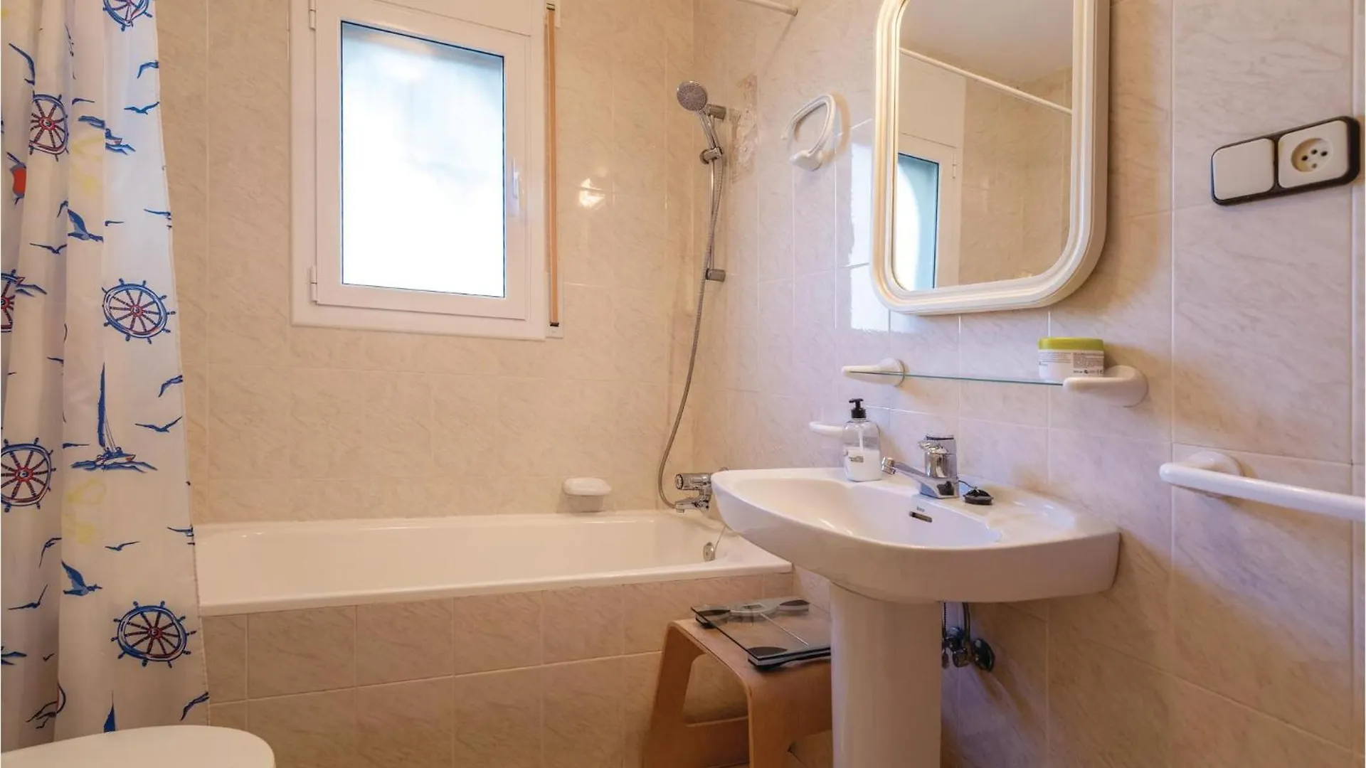 Holiday home Nice Home In Lametlla De Mar With Kitchen Les Tres Cales